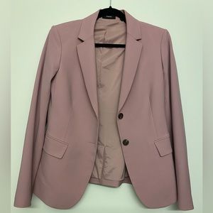 Selling a pink Theory blazer in perfect condition. Never worn.